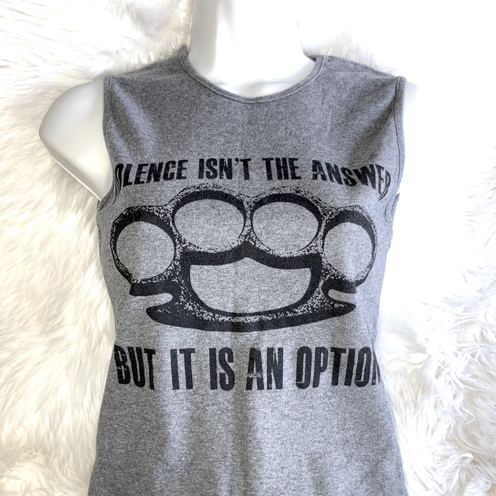 BELLA Brass Knuckles Muscle Tank Graphic Tee M/L